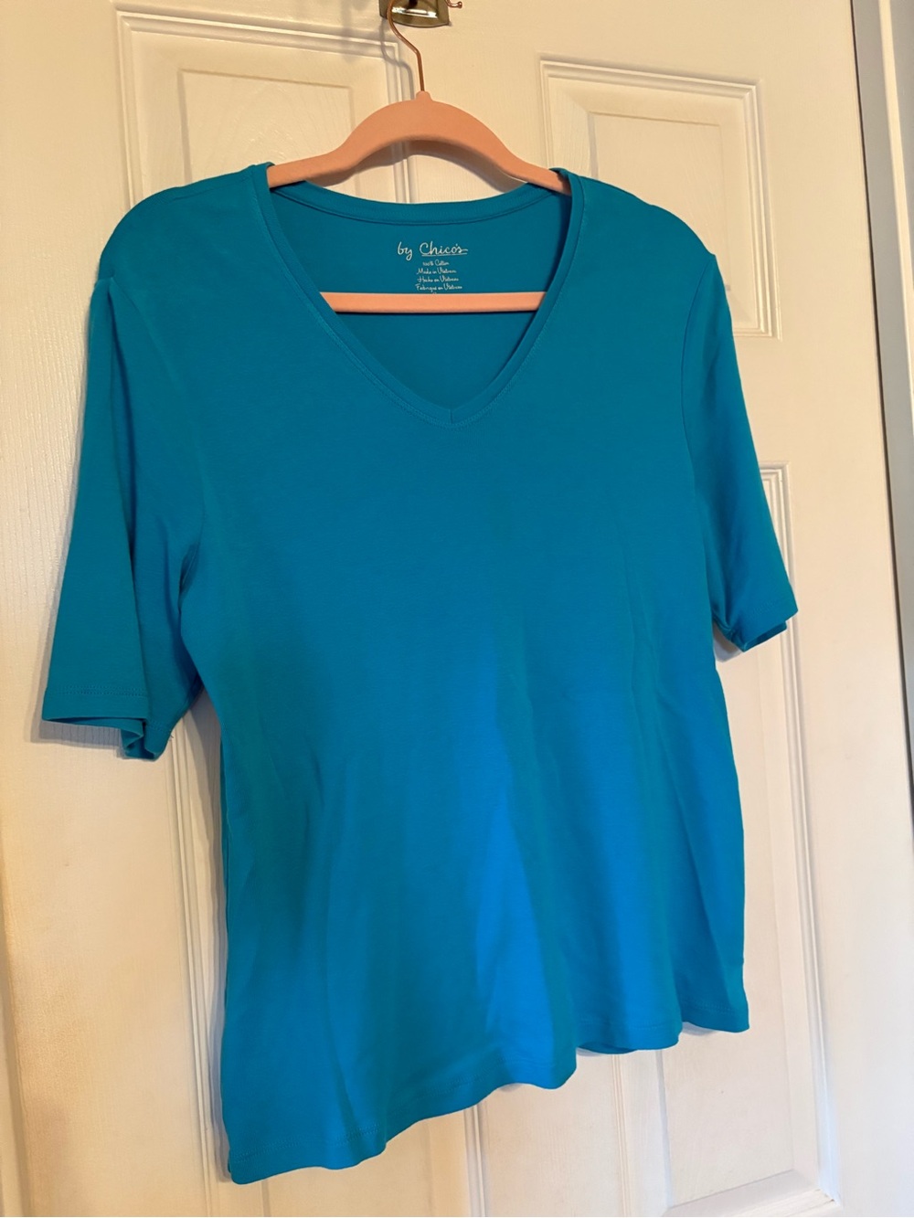 Chico's Bright Turquoise V-Neck Short Sleeve Top